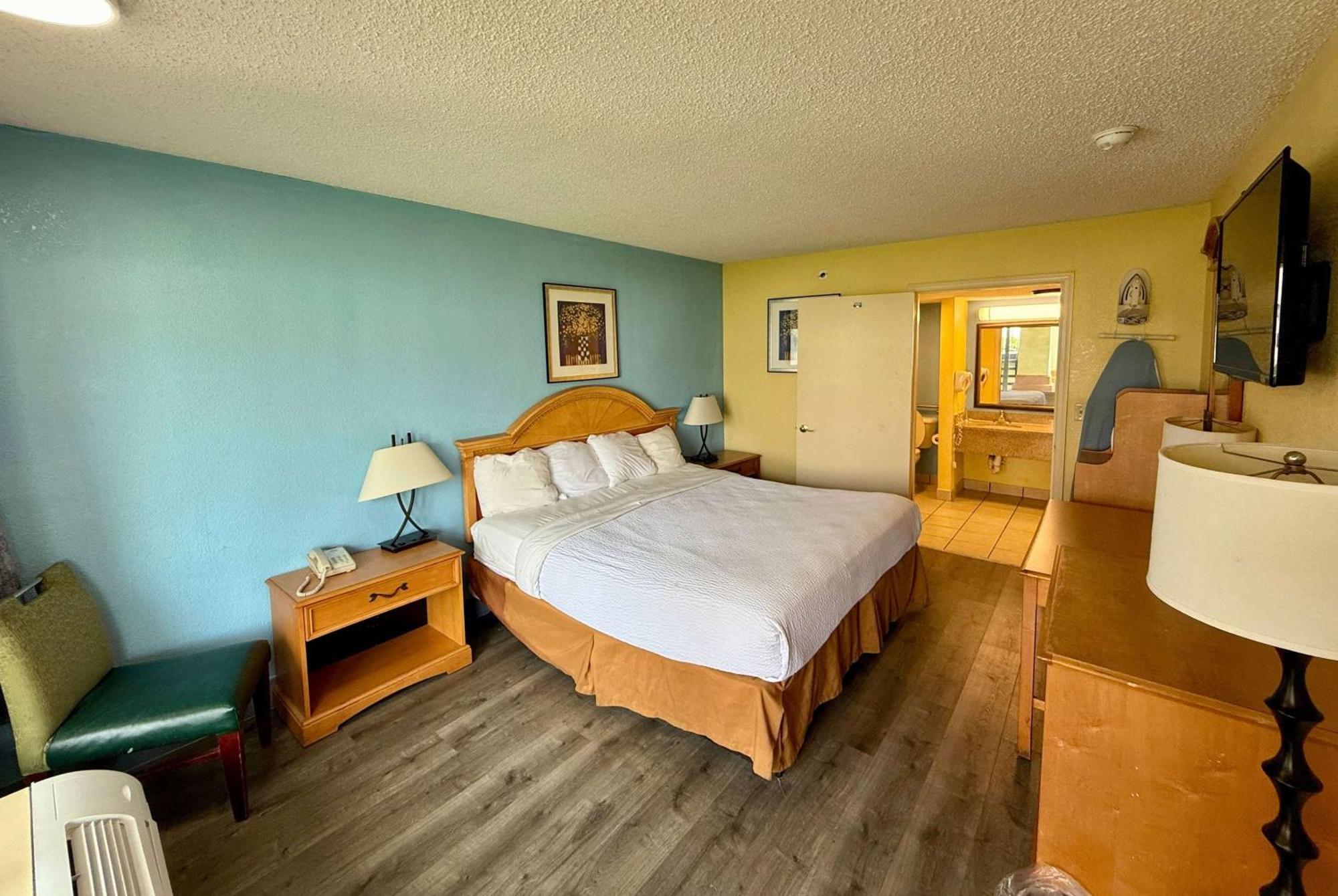 Days Inn By Wyndham Ruther Glen Kings Dominion Area Buitenkant foto