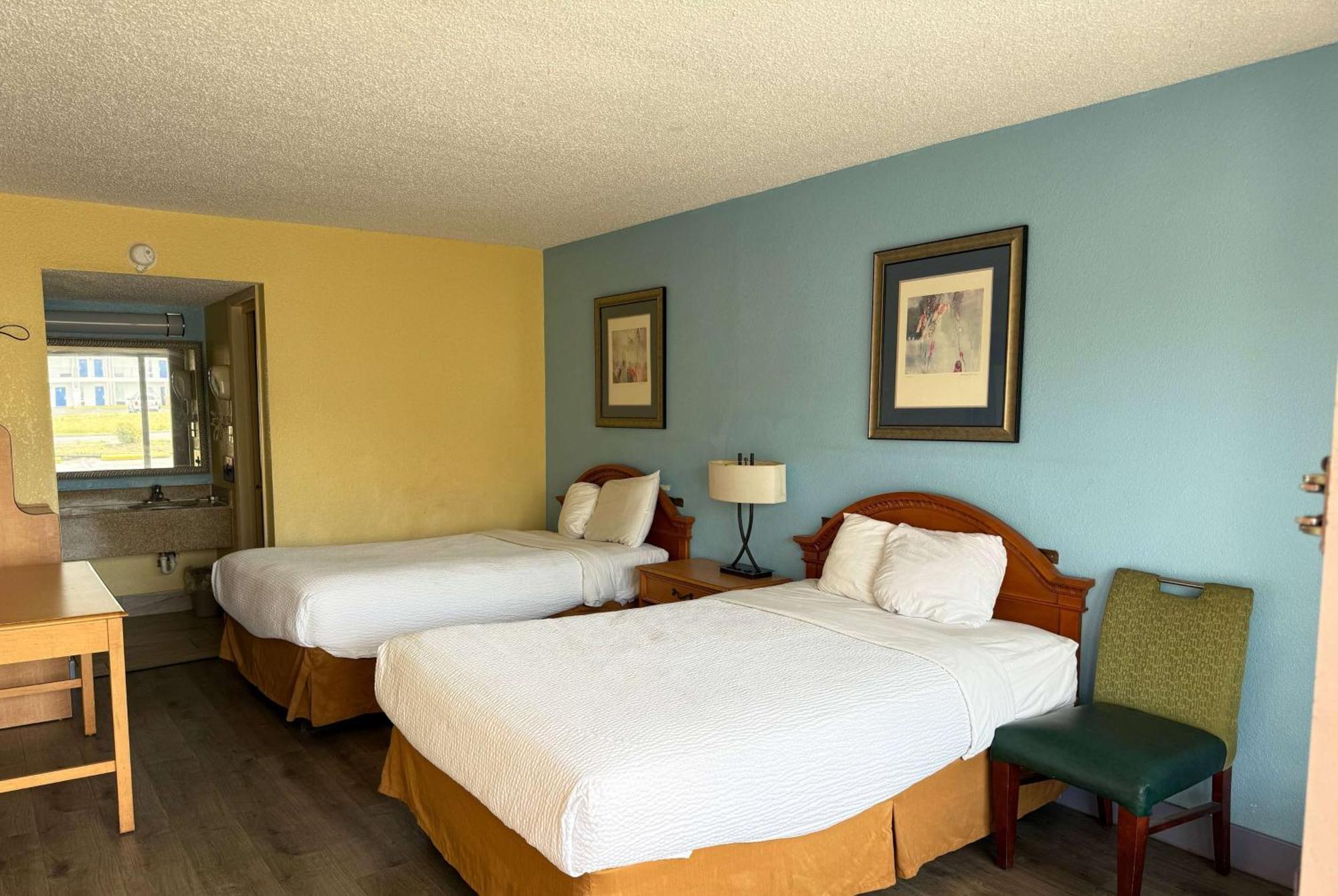 Days Inn By Wyndham Ruther Glen Kings Dominion Area Buitenkant foto