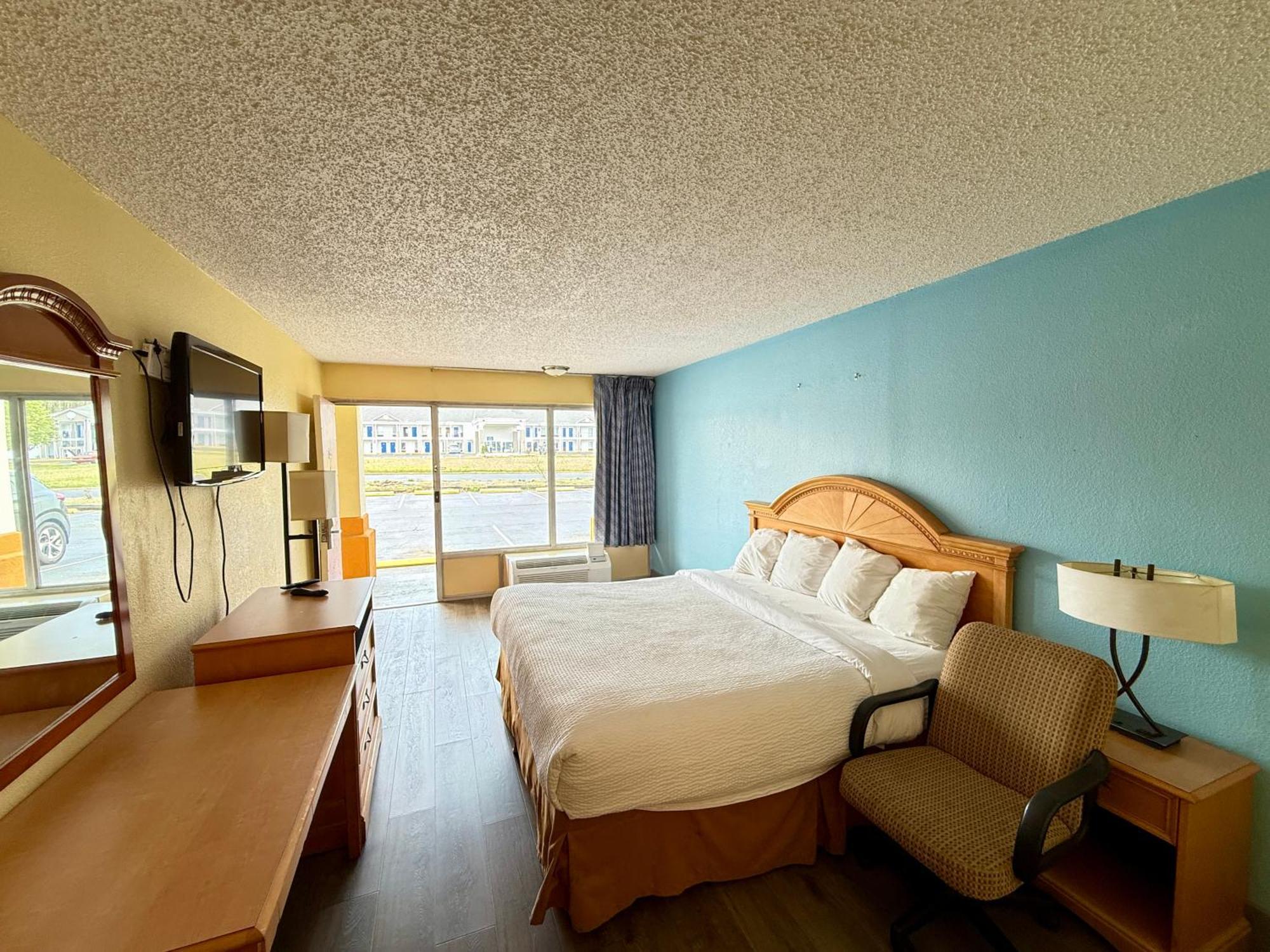 Days Inn By Wyndham Ruther Glen Kings Dominion Area Buitenkant foto